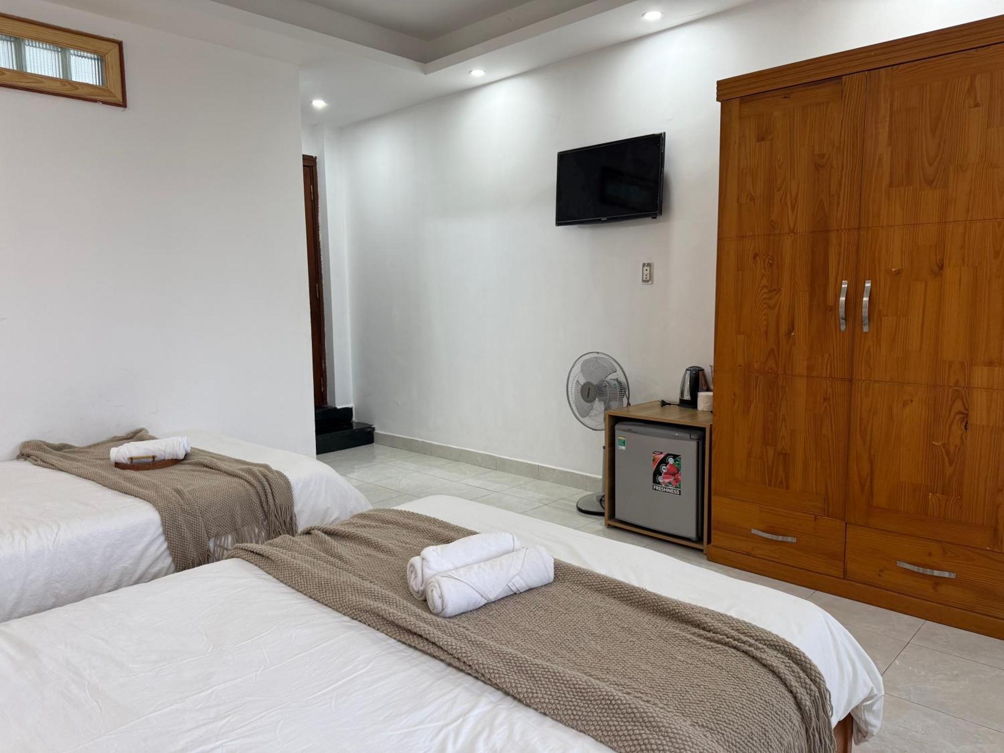 Hotel Phuong Trinh Da Lat Exterior foto